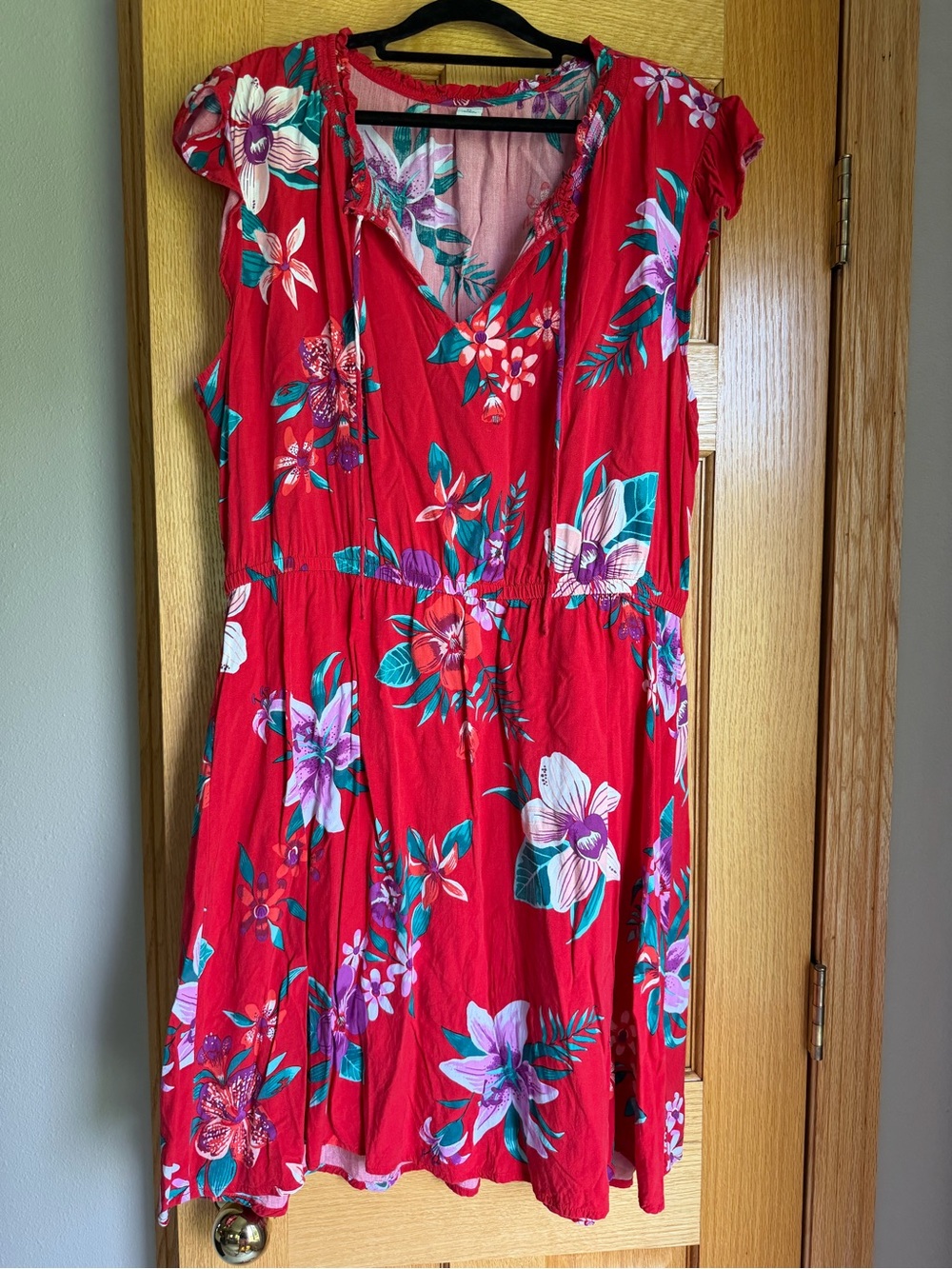 Old Navy Red Tropical Floral V-Neck Dress XL Flutter Sleeve Smocked Keyhole Tie